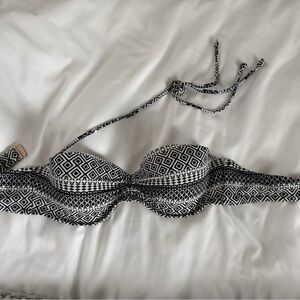 Victoria’s Secret PINK The Flirt Bandeau Black and White